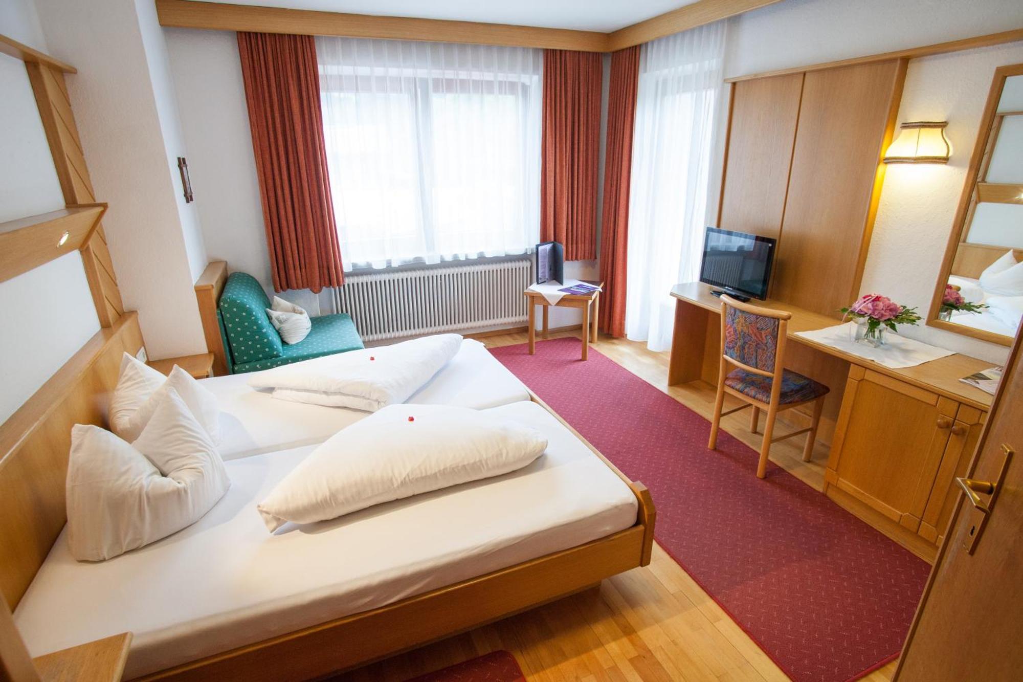 Hotel Auderer Imst Quarto foto